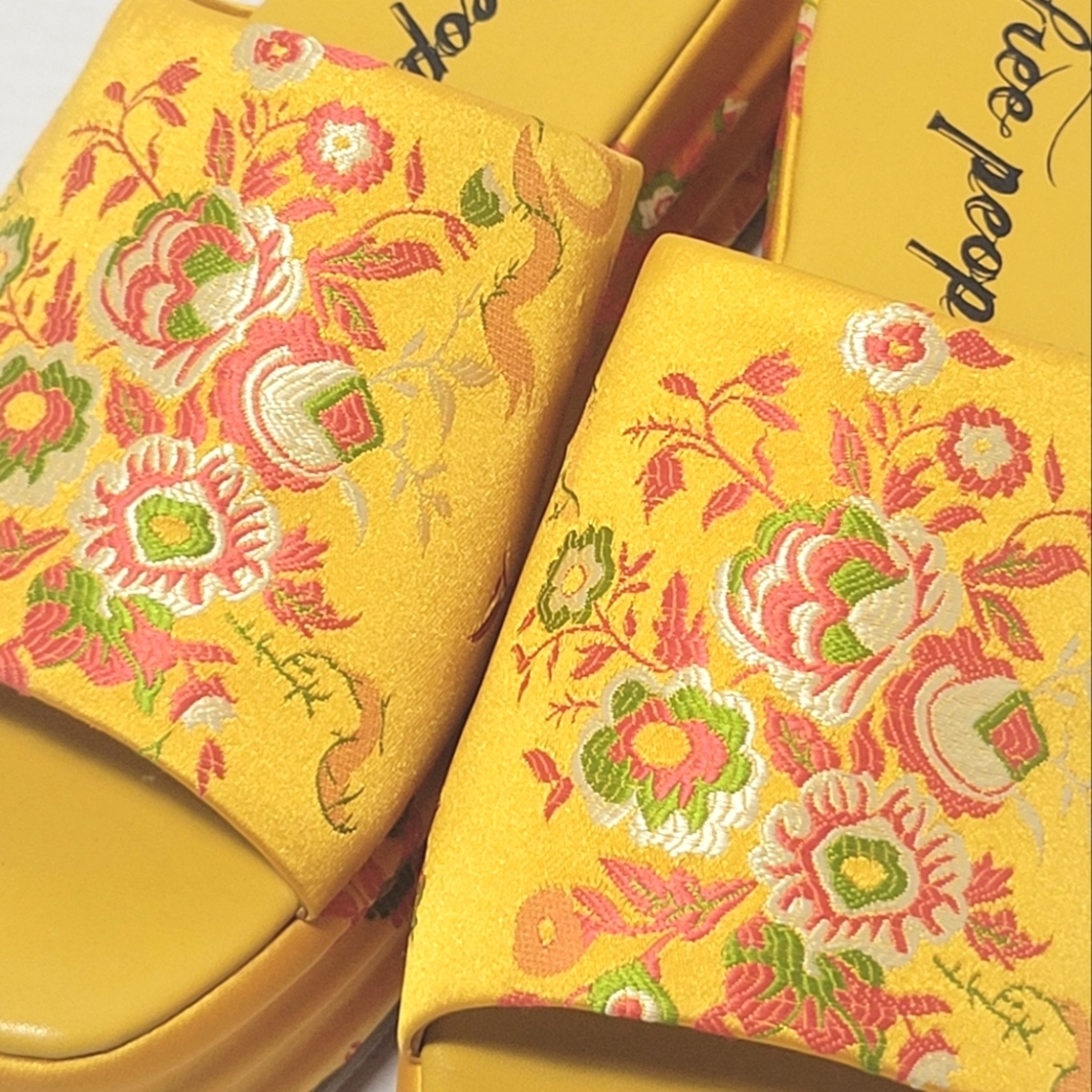 NWOT FREE PEOPLE Harbor Yellow Brocade Flatform Mules - Picture 5 of 11